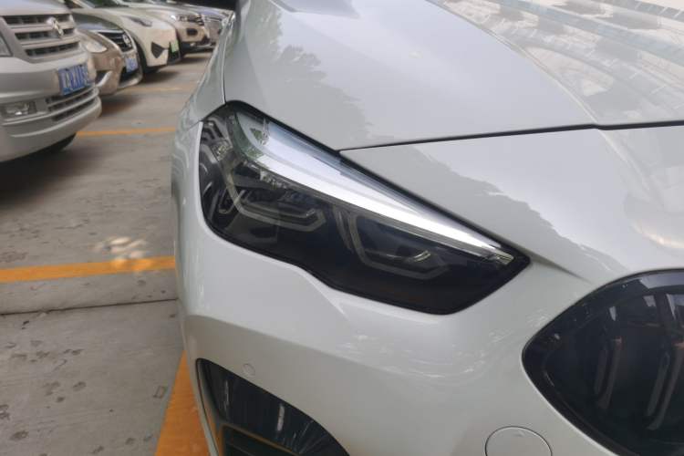 Used BMW 2 Series 2021 225i Four-Door Coupe M Sport Night Edition Right Front Headlight