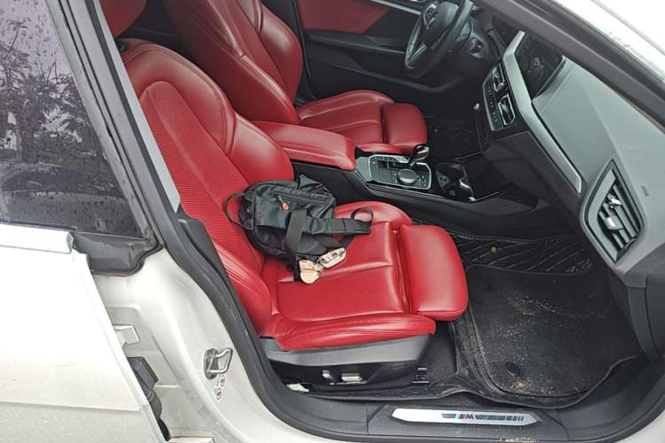 Used BMW 2 Series 2021 225i 4-Door Coupe M Sport Package Right Front Seat