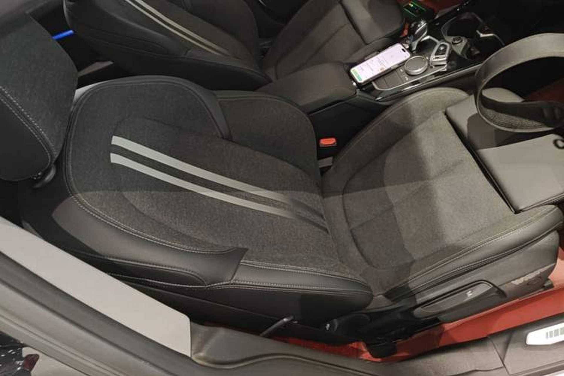 Used BMW 2 Series 2021 225i 4-Door Coupe M Sport Package Right Front Seat