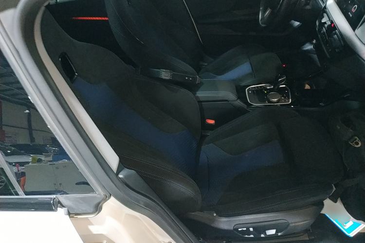 Used BMW 2 Series 2021 225i Four-Door Coupe M Sport Night Edition Right Front Seat