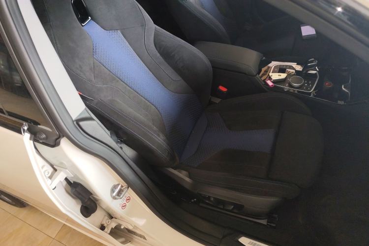 Used BMW 2 Series 2021 225i Four-Door Coupe M Sport Night Edition Right Front Seat