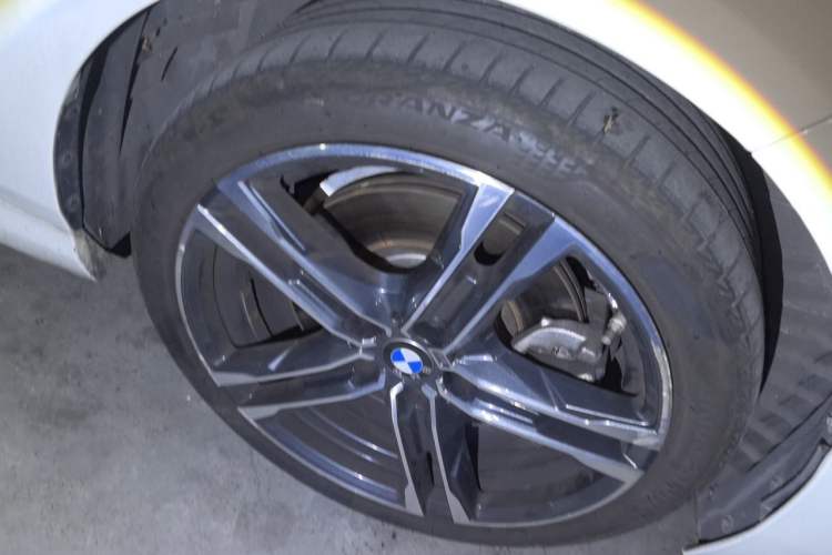 Used BMW 2 Series 2021 225i 4-Door Coupe M Sport Night Vision Pro Package Right Front Wheel Hub