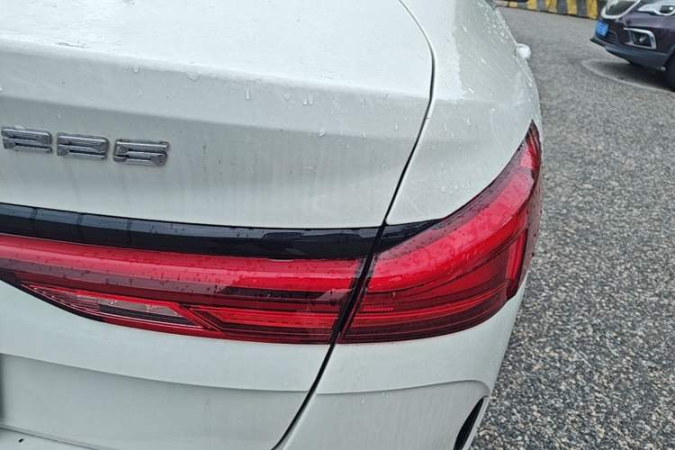 Used BMW 2 Series 2021 225i 4-Door Coupe M Sport Package Right Rear Taillight