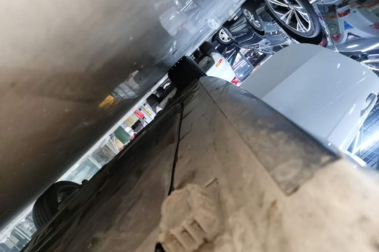 Used BMW 2 Series 2021 225i 4-Door Coupe M Sport Package Right Side Sill