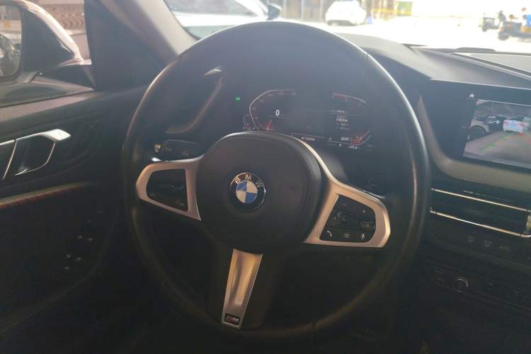 Used BMW 2 Series 2021 225i Four-Door Coupe M Sport Night Edition Steering Wheel