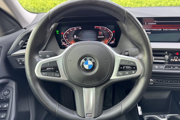 Used BMW 2 Series 2021 225i 4-Door Coupe M Sport Package Steering Wheel