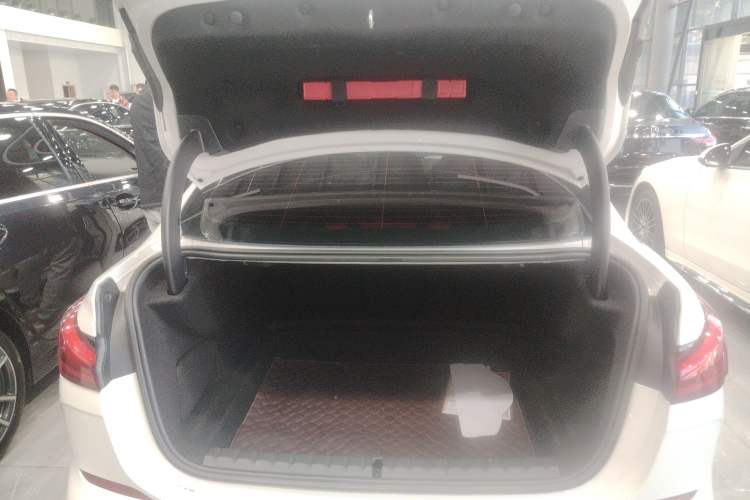 Used BMW 2 Series 2021 225i Four-Door Coupe M Sport Night Edition Trunk