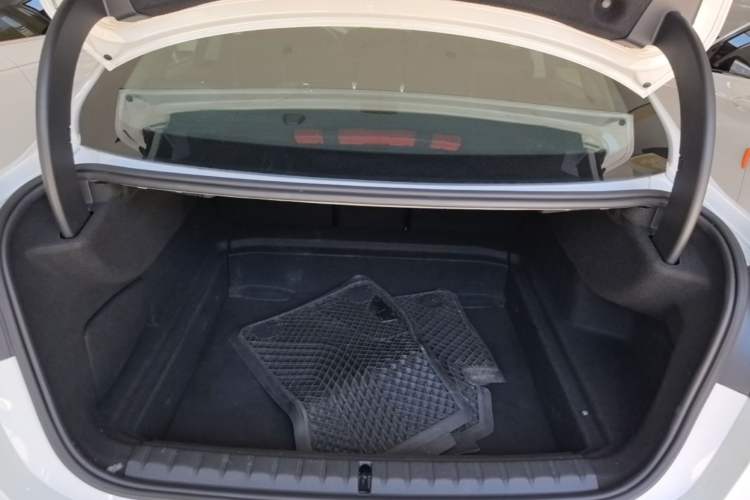 Used BMW 2 Series 2021 225i Four-Door Coupe M Sport Night Edition Trunk