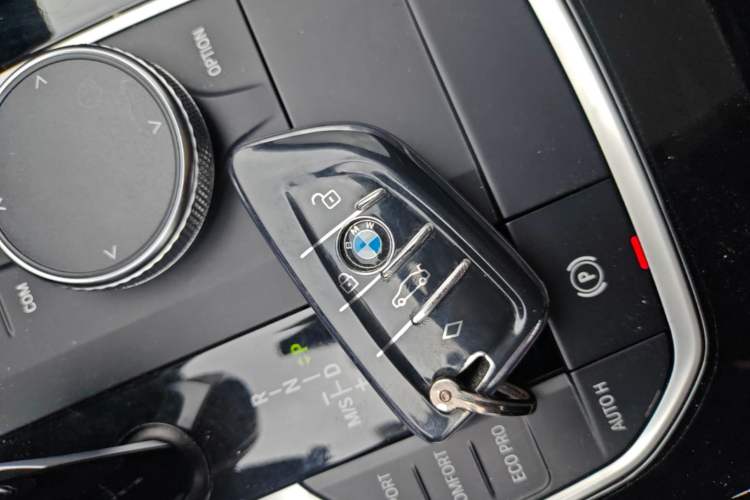 Used BMW 2 Series 2021 225i Four-Door Coupe M Sport Night Edition Vehicle Key