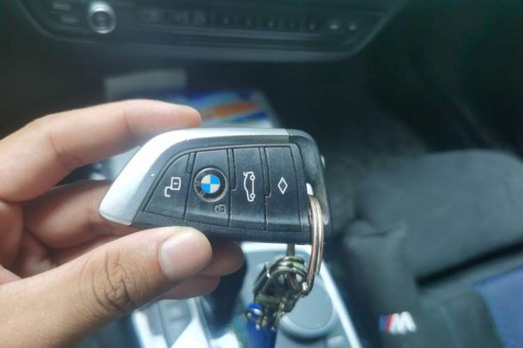 Used BMW 2 Series 2021 225i Four-Door Coupe M Sport Night Edition Vehicle Key