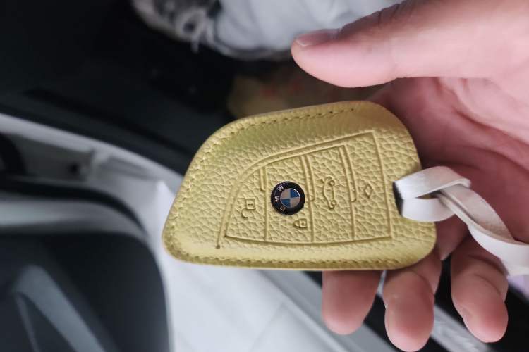Used BMW 2 Series 2021 225i 4-Door Coupe M Sport Package Vehicle Key