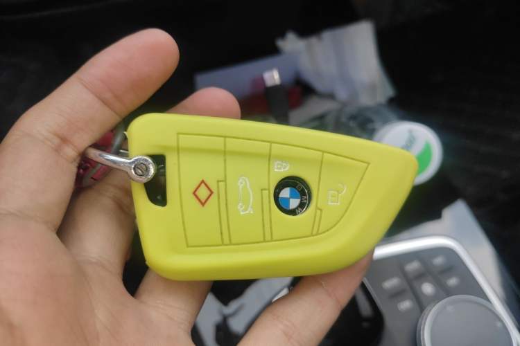 Used BMW 2 Series 2021 225i Four-Door Coupe M Sport Night Edition Vehicle Key