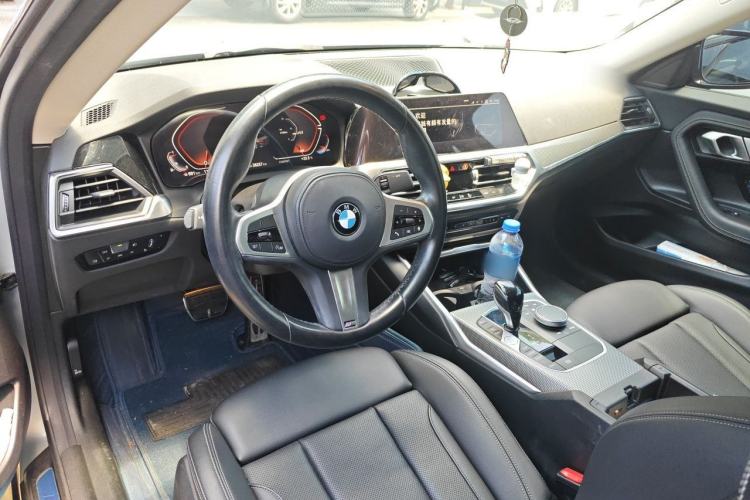 Used BMW 2 Series 2022 225i M Sport Night Edition Center Console
