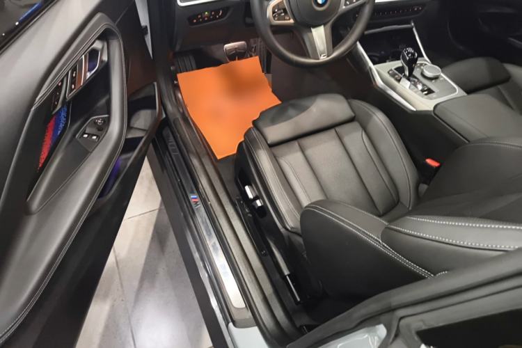 Used BMW 2 Series 2022 225i M Sport Night Edition Driver Seat