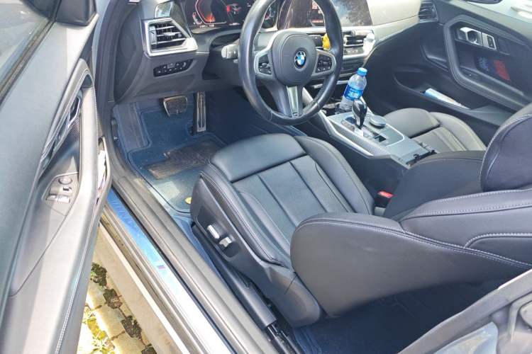 Used BMW 2 Series 2022 225i M Sport Night Edition Driver Seat