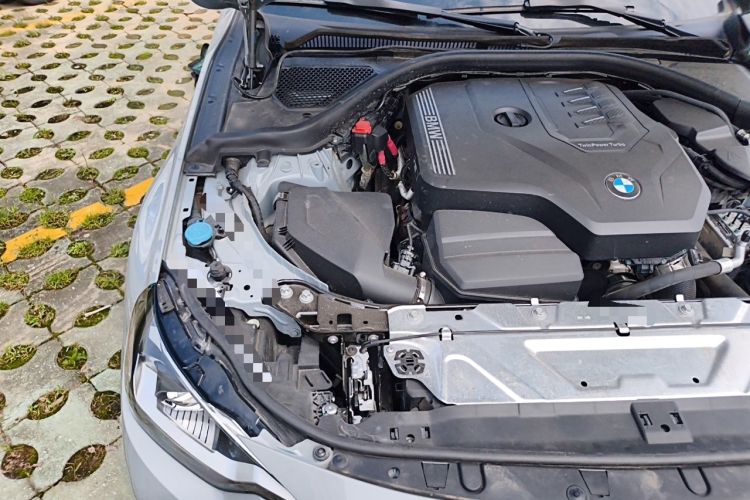 Used BMW 2 Series 2022 225i M Sport Night Edition Engine Bay Right