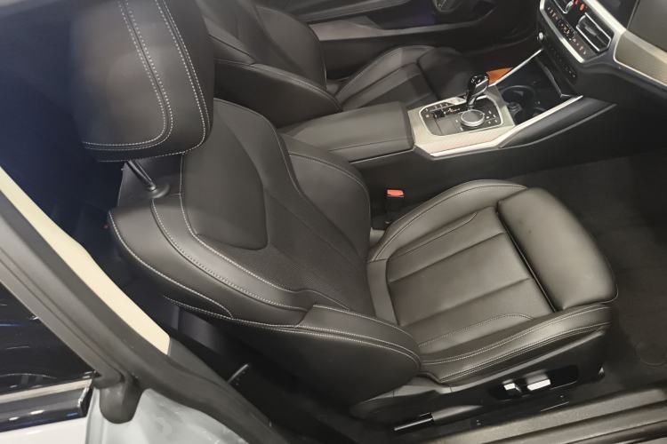 Used BMW 2 Series 2022 225i M Sport Night Edition Right Front Seat