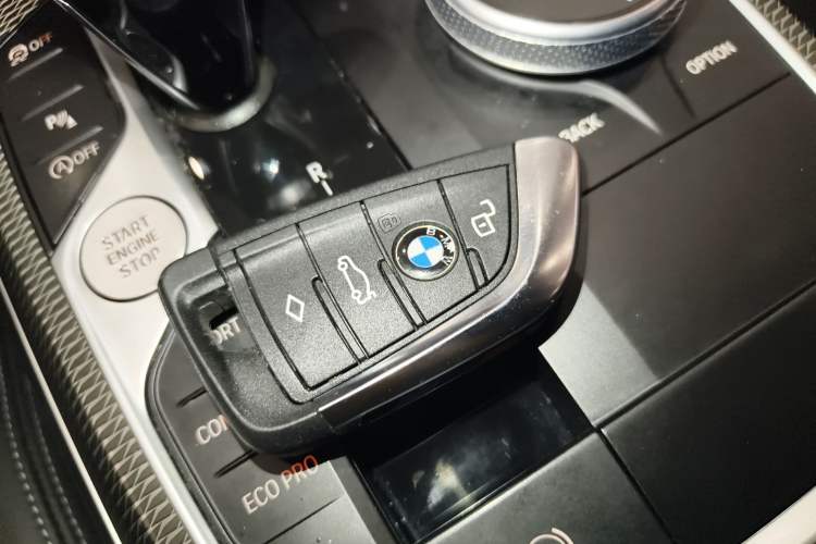 Used BMW 2 Series 2022 225i M Sport Night Edition Vehicle Key