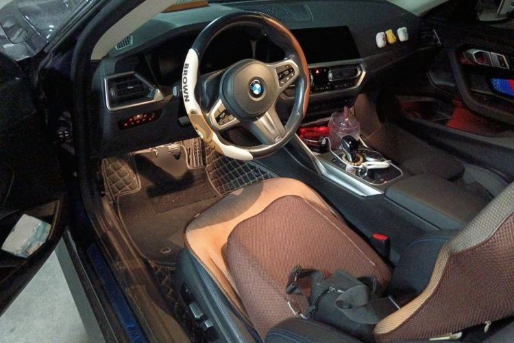 Used BMW 2 Series 2022 225i M Sport Night Edition Center Console