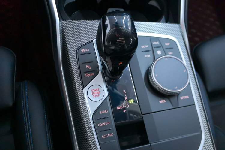 Used BMW 2 Series 2022 225i M Sport Night Edition Gear Lever