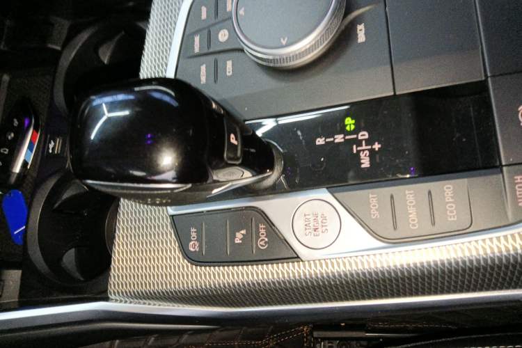 Used BMW 2 Series 2022 225i M Sport Night Edition Gear Lever
