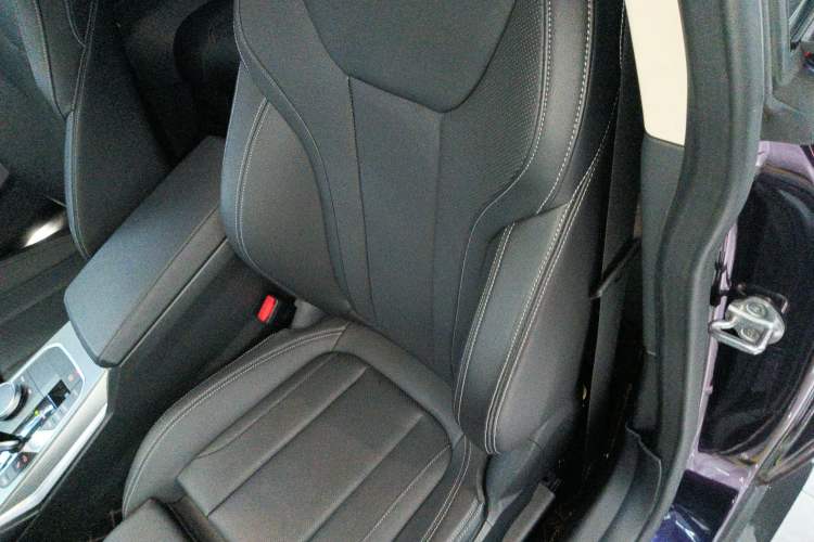 Used BMW 2 Series 2022 225i M Sport Night Edition Left Front Seat
