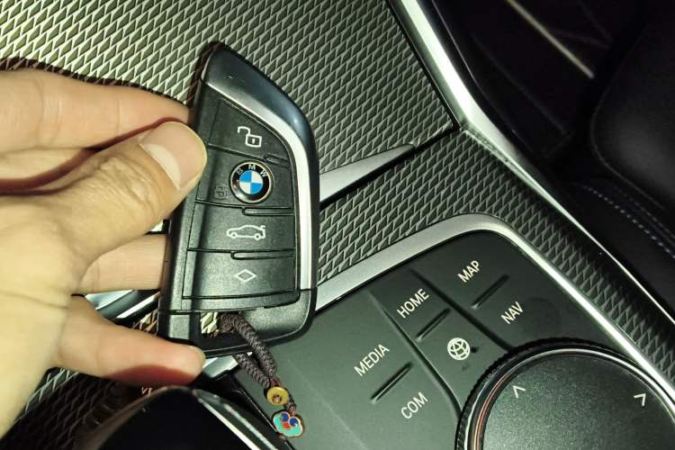 Used BMW 2 Series 2022 225i M Sport Night Edition Vehicle Key