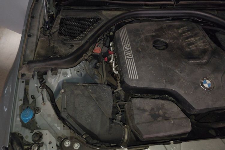 Used BMW 2 Series 2022 225i M Sport Night Edition Engine Bay Right