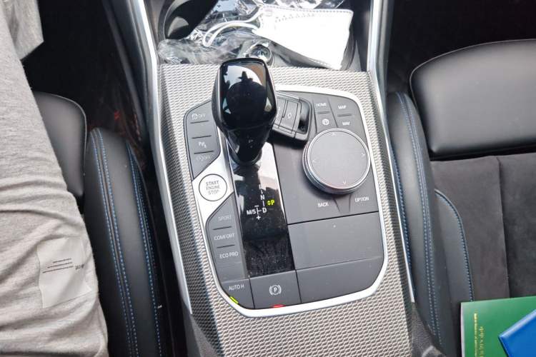 Used BMW 2 Series 2022 225i M Sport Night Edition Gear Lever