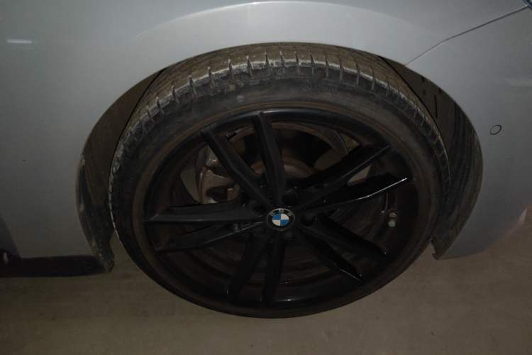 Used BMW 2 Series 2022 225i M Sport Night Edition Right Front Wheel Hub