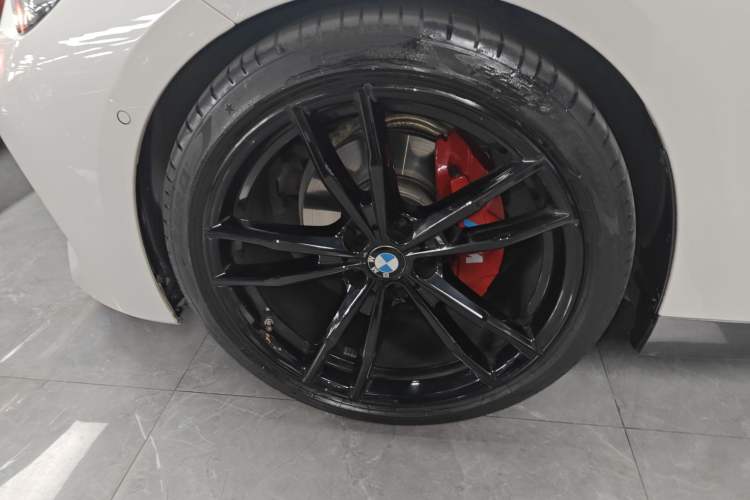 Used BMW 2 Series 2022 225i M Sport Night Edition Left Front Wheel Hub