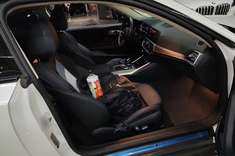Used BMW 2 Series 2022 225i M Sport Night Edition Right Front Seat