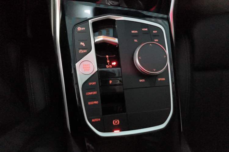 Used BMW 2 Series 2023 225i M Sport Night Edition Package Gear Lever