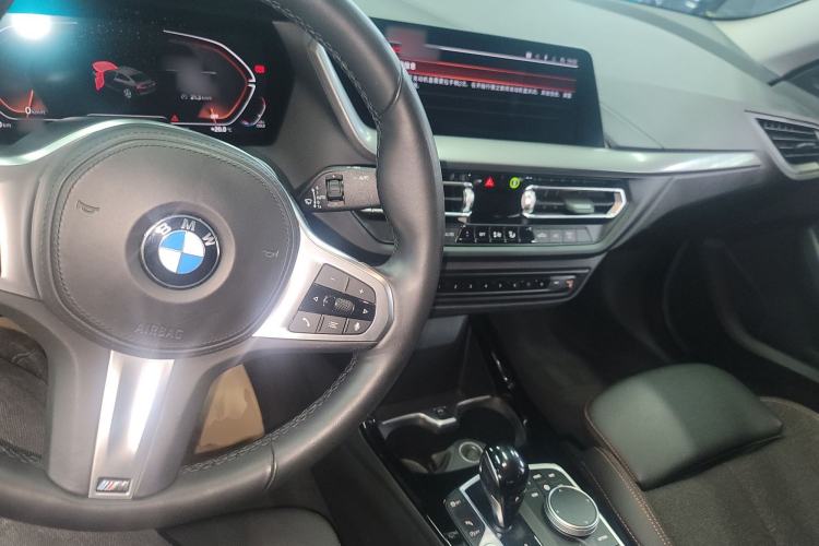 Used BMW 2 Series 2023 225i Four-Door Coupe M Sport Package Center Console