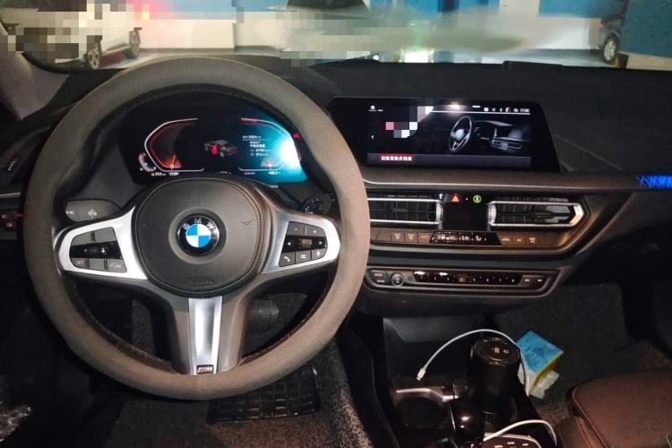Used BMW 2 Series 2023 225i Four-Door Coupe M Sport Package Center Console