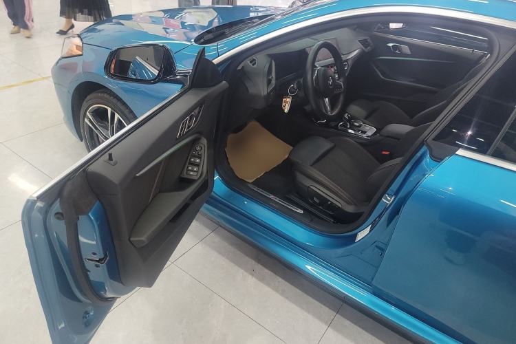 Used BMW 2 Series 2023 225i Four-Door Coupe M Sport Package Driver Seat