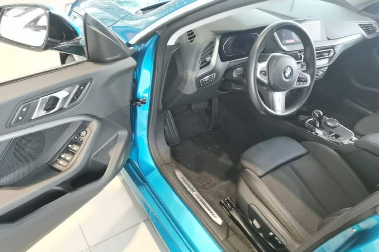 Used BMW 2 Series 2023 225i Four-Door Coupe M Sport Package Driver Seat