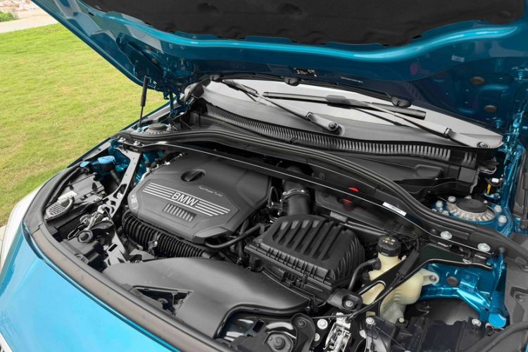 Used BMW 2 Series 2023 225i Four-Door Coupe M Sport Package Engine Bay