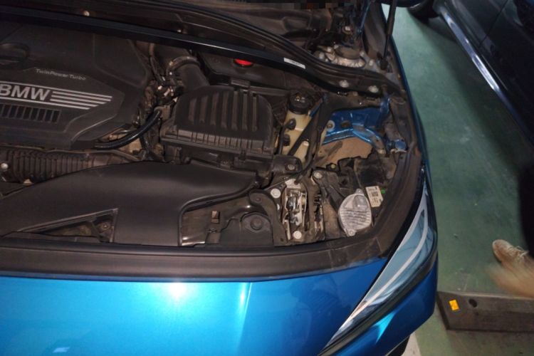 Used BMW 2 Series 2023 225i Four-Door Coupe M Sport Package Engine Bay Left