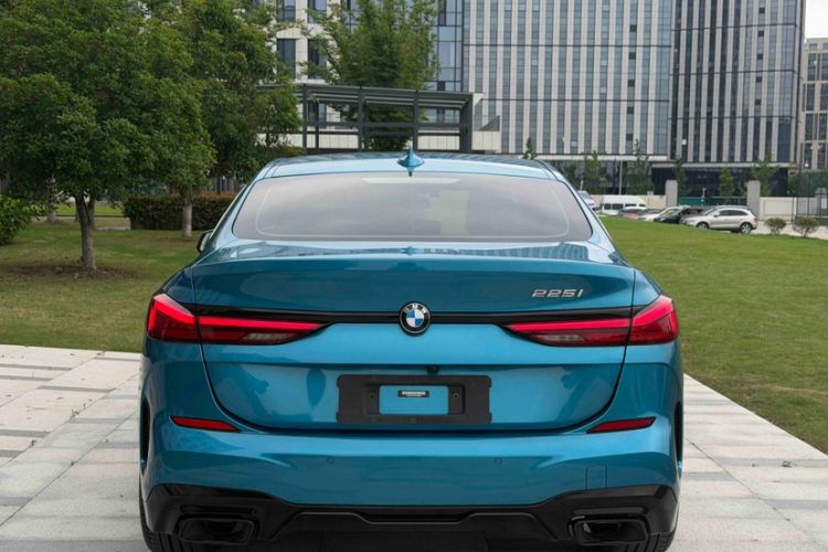 Used BMW 2 Series 2023 225i Four-Door Coupe M Sport Package Exterior 2