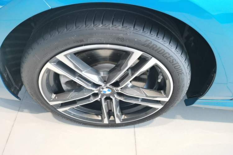 Used BMW 2 Series 2023 225i Four-Door Coupe M Sport Package Exterior 4