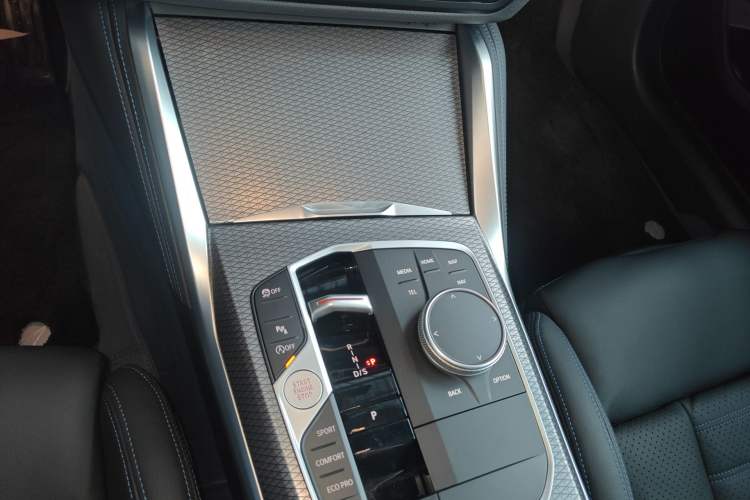 Used BMW 2 Series 2023 M240i Gear Lever