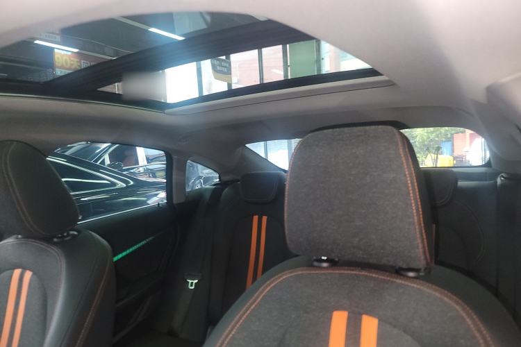 Used BMW 2 Series 2023 225i Four-Door Coupe M Sport Package Headliner