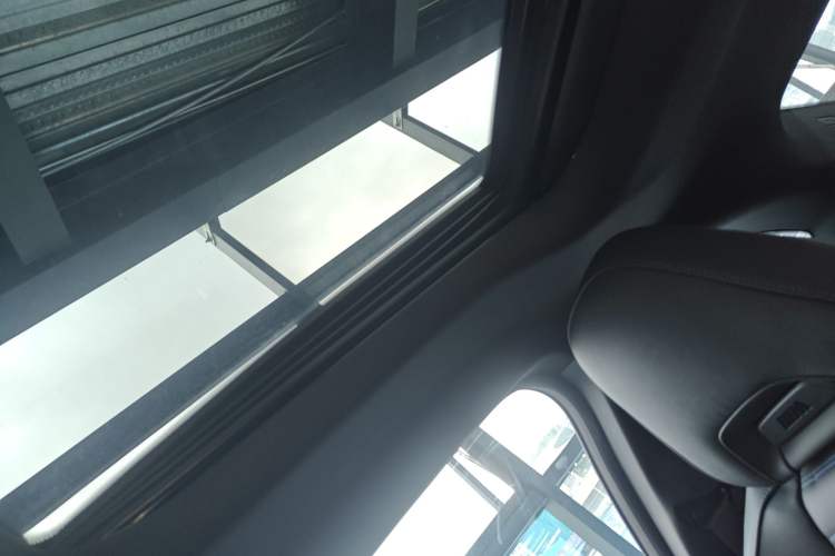 Used BMW 2 Series 2023 M240i Headliner