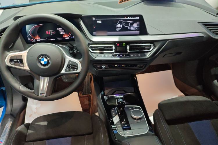 Used BMW 2 Series 2023 Facelifted 225i Four-Door Coupe M Sport Night Edition Package Interior 2