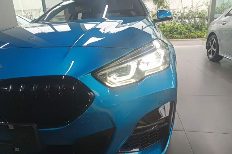 Used BMW 2 Series 2023 Facelifted 225i Four-Door Coupe M Sport Night Edition Package Left Front Headlight
