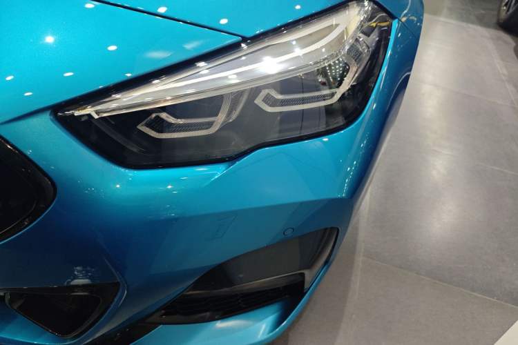 Used BMW 2 Series 2023 Facelifted 225i Four-Door Coupe M Sport Night Edition Package Left Front Headlight