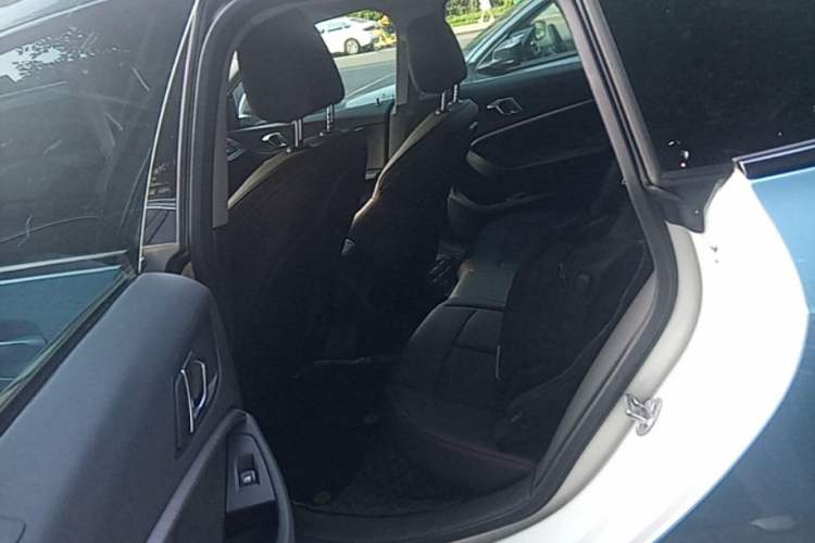 Used BMW 2 Series 2023 225i Four-Door Coupe M Sport Package Left Rear Seat