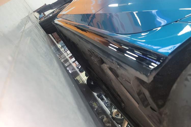 Used BMW 2 Series 2023 225i Four-Door Coupe M Sport Package Left Side Sill