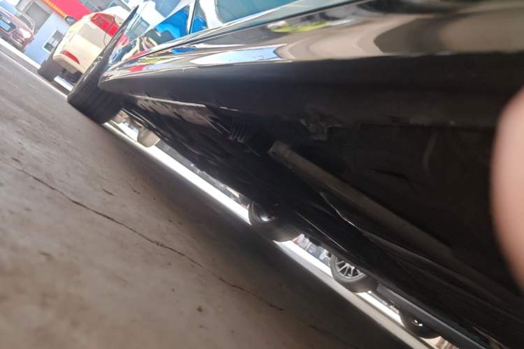 Used BMW 2 Series 2023 225i Four-Door Coupe M Sport Package Left Side Sill